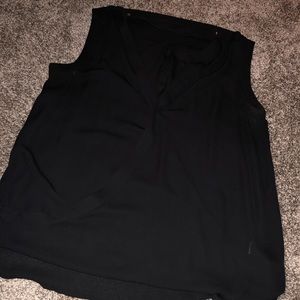 Size L Apt. 9 black crossover blouse.